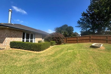 Photo of property in 27 Williams Road, Glenbrook, Waiuku, 2681