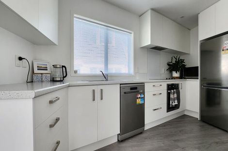 Photo of property in 59c Larsen Crescent, Tawa, Wellington, 5028