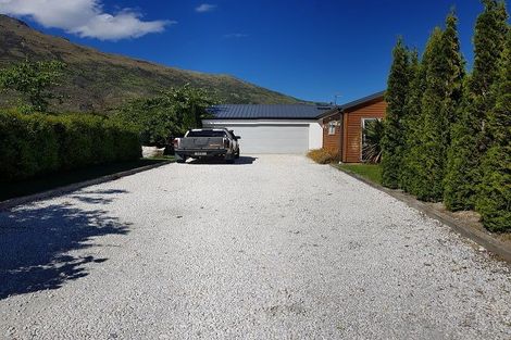 Photo of property in 54 Onslow Road, Lake Hayes, Queenstown, 9304