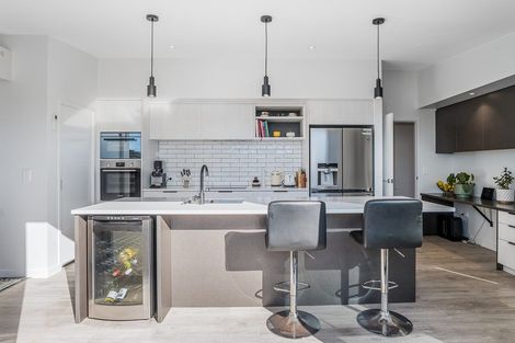 Photo of property in 10 Knightia Drive, Papamoa Beach, Papamoa, 3118