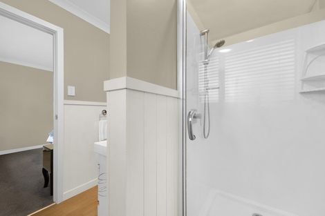 Photo of property in 2 Coronation Avenue, Pukekohe, 2120