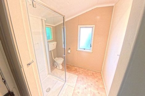 Photo of property in 4 Wood Street, Takaro, Palmerston North, 4410