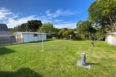 Photo of property in 4 Rimu Street, Waikanae, 5036