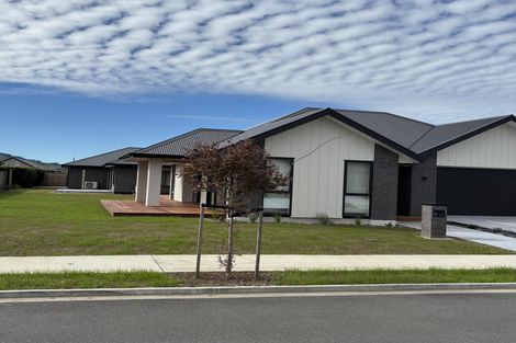 Photo of property in 11 Richards Street, Cambridge, 3434