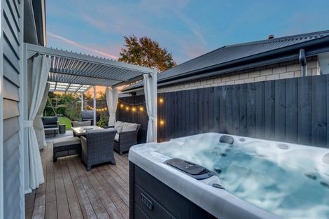 Photo of property in 8 Highfield Lane, Rangiora, 7400