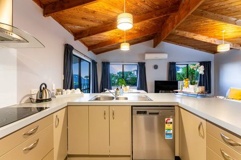 Photo of property in 21 Doncaster Terrace, Ascot Park, Porirua, 5024