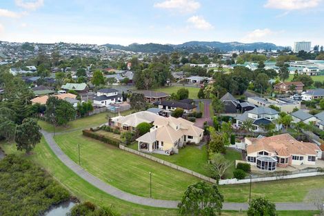 Photo of property in 50 Settlers Grove, Orewa, 0931