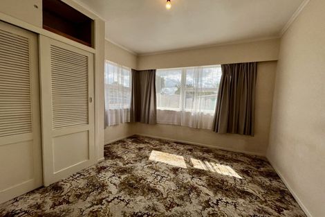 Photo of property in 20 Eddowes Street, Manurewa, Auckland, 2102