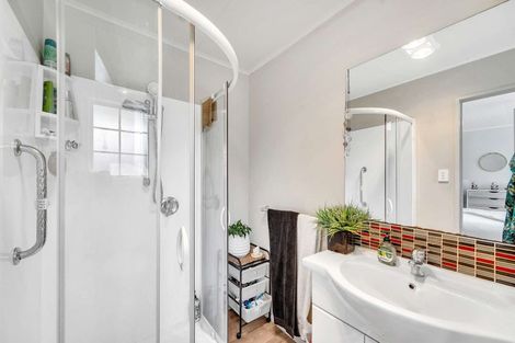 Photo of property in 1 D'arcy Place, Taradale, Napier, 4112