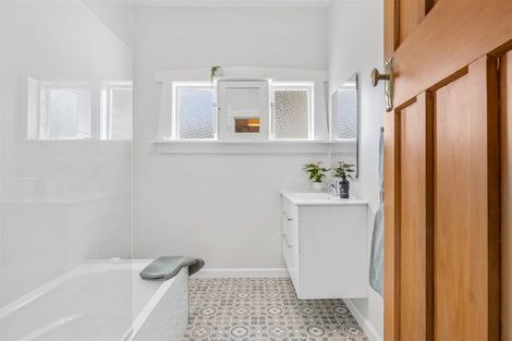 Photo of property in 40 Diamond Avenue, Spreydon, Christchurch, 8024