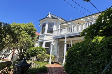 Photo of property in 16 Talavera Terrace, Kelburn, Wellington, 6012