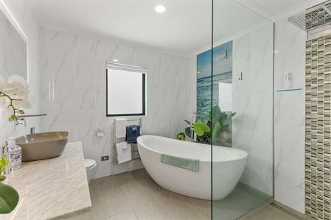 Photo of property in 26a Sunbrae Grove, Mount Maunganui, 3116