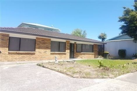 Photo of property in 2/27 Rata Street, New Lynn, Auckland, 0600