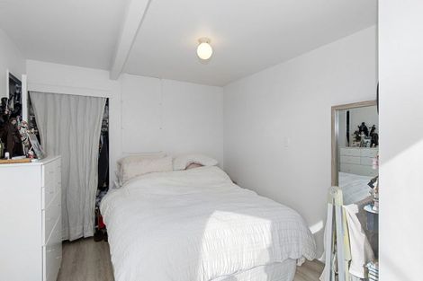 Photo of property in 3 Mcintyre Avenue, Mount Victoria, Wellington, 6011