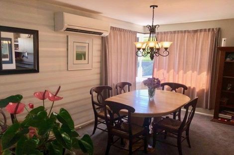 Photo of property in 5 Watkins Drive, Rangiora, 7400