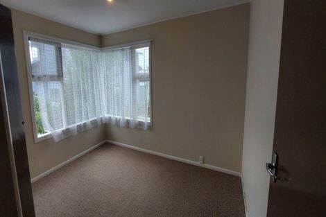 Photo of property in 26 Ray Small Drive, Papakura, 2110