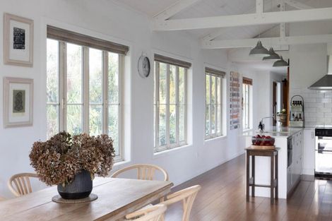 Photo of property in 32 Te Aute Road, Havelock North, 4130