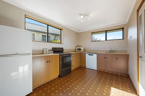 Photo of property in 70 Newcastle Street, Clyde, 9330