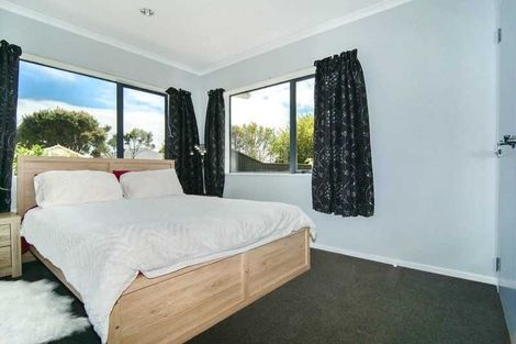 Photo of property in 11 Stout Street, Westport, 7825