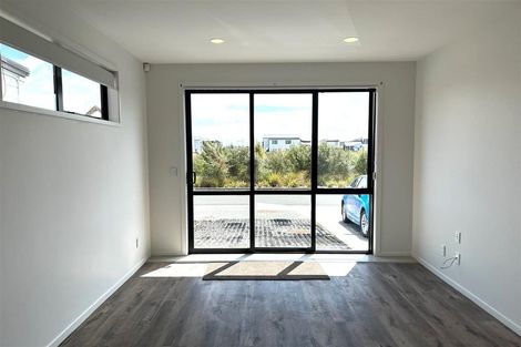 Photo of property in 36 Minhas Road, Papakura, 2110