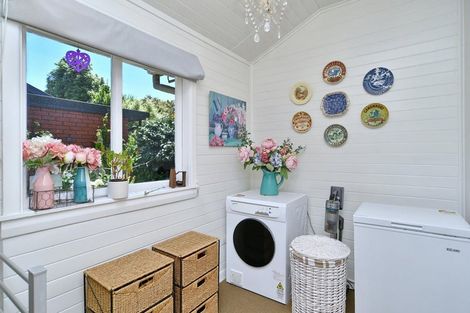 Photo of property in 1/2 Barrington Street, Somerfield, Christchurch, 8024