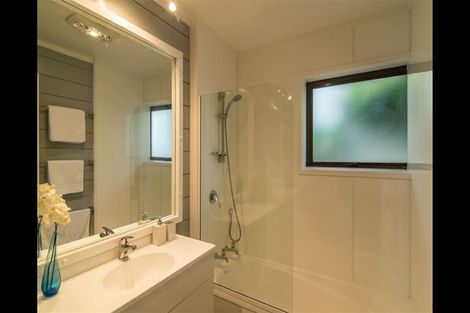 Photo of property in 6 Tatum Way, Johnsonville, Wellington, 6037