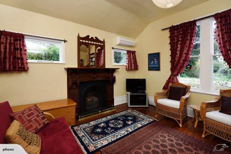 Photo of property in 143 Tasman Street, Nelson, 7010