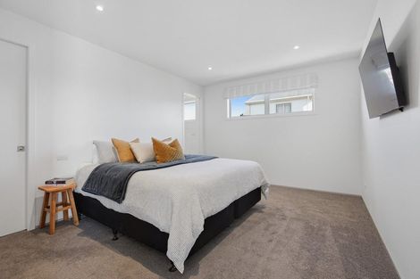 Photo of property in 21 Hine Street, New Plymouth, 4310