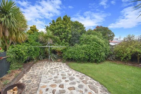 Photo of property in 22 De Carle Street, Saint Kilda, Dunedin, 9012