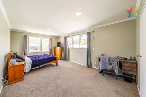 Photo of property in 1045 Fergusson Drive, Clouston Park, Upper Hutt, 5018