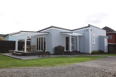 Photo of property in 26 Dakota Avenue, Beach Haven, Auckland, 0626