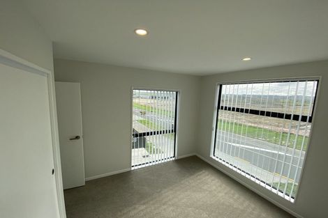 Photo of property in 15b Colin Chester Drive, Silverdale, 0932