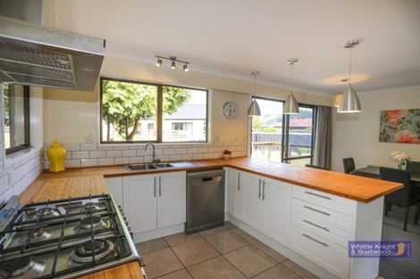 Photo of property in 6 Holmcroft Court, Cracroft, Christchurch, 8022