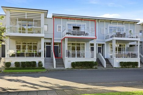 Photo of property in 12 Parkside Drive, Orewa, 0931