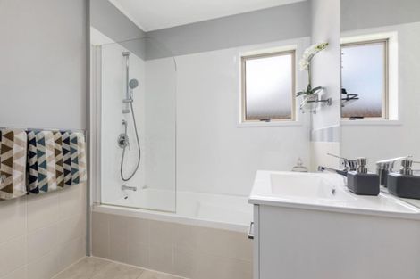 Photo of property in Diamond Sands, 11/644 Grenada Street, Papamoa Beach, Papamoa, 3118