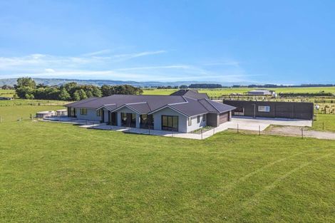 Photo of property in 21 Meavy Lane, Ashhurst, Palmerston North, 4470