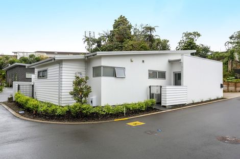 Photo of property in 4 Mackillop Way, Brooklands, New Plymouth, 4310