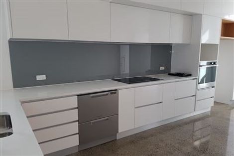 Photo of property in 22 Cochrane Road, Hobsonville, Auckland, 0616