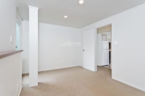 Photo of property in 90 Sunnyside Road, Sunnyvale, Auckland, 0612