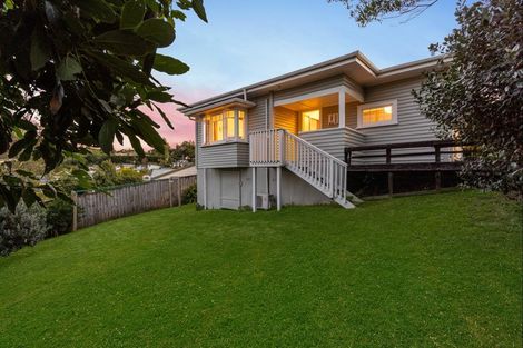 Photo of property in 220 Waitaha Road, Welcome Bay, Tauranga, 3112