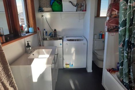 Photo of property in 20 Tilford Street, Woolston, Christchurch, 8062