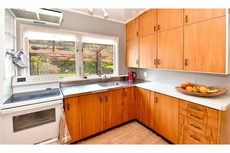 Photo of property in 10 Manuka Street, Orewa, 0931