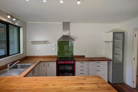 Photo of property in 39 Tennis Court Road, Raumati South, Paraparaumu, 5032