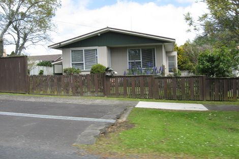 Photo of property in 94 Ferry Parade, Herald Island, Auckland, 0618