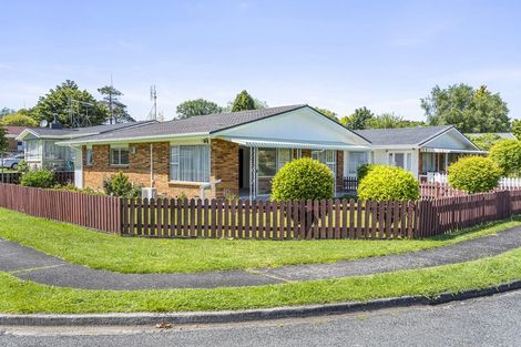 Photo of property in 1 Gordon Place, Leamington, Cambridge, 3432