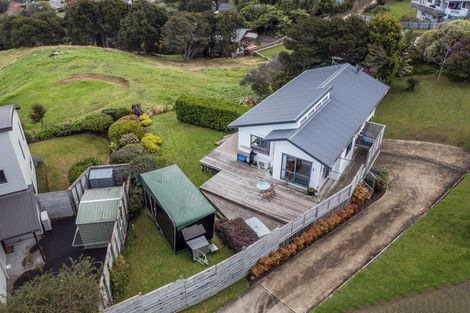 Photo of property in 9 Christa Court, Whitianga, 3510