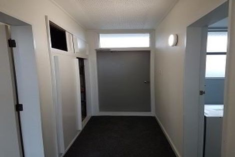 Photo of property in Beresford Apartments, 17/118 Russell Terrace, Berhampore, Wellington, 6023