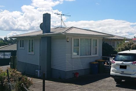 Photo of property in 57 Farquhar Road, Glendene, Auckland, 0602