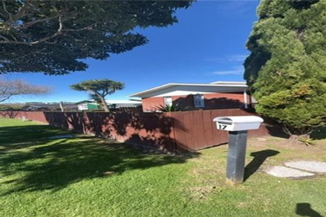 Photo of property in 17a Thorburn Avenue, Red Beach, 0932