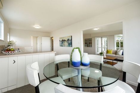 Photo of property in 1/516 Glenfield Road, Bayview, Auckland, 0629